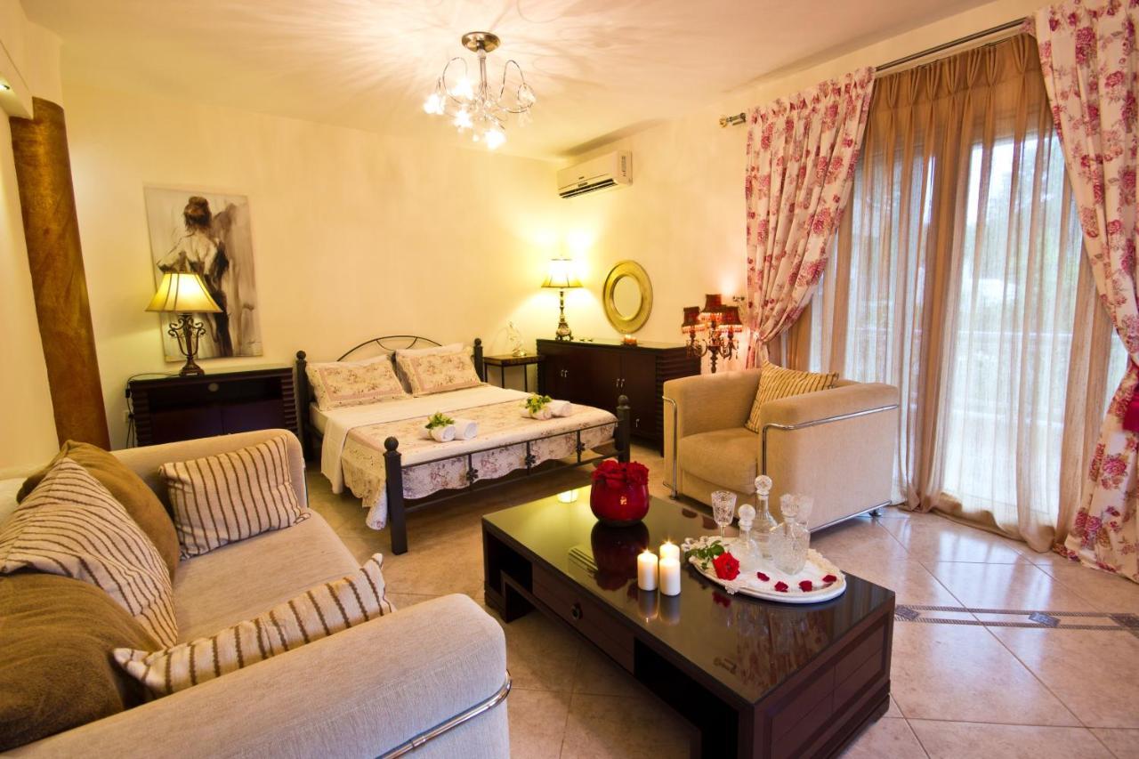 Angel Villa - Thassos Town ภายนอก รูปภาพ